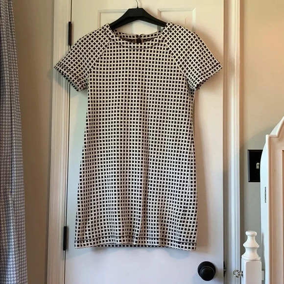 LOFT Lou and Grey Dress - Picture 1 of 4
